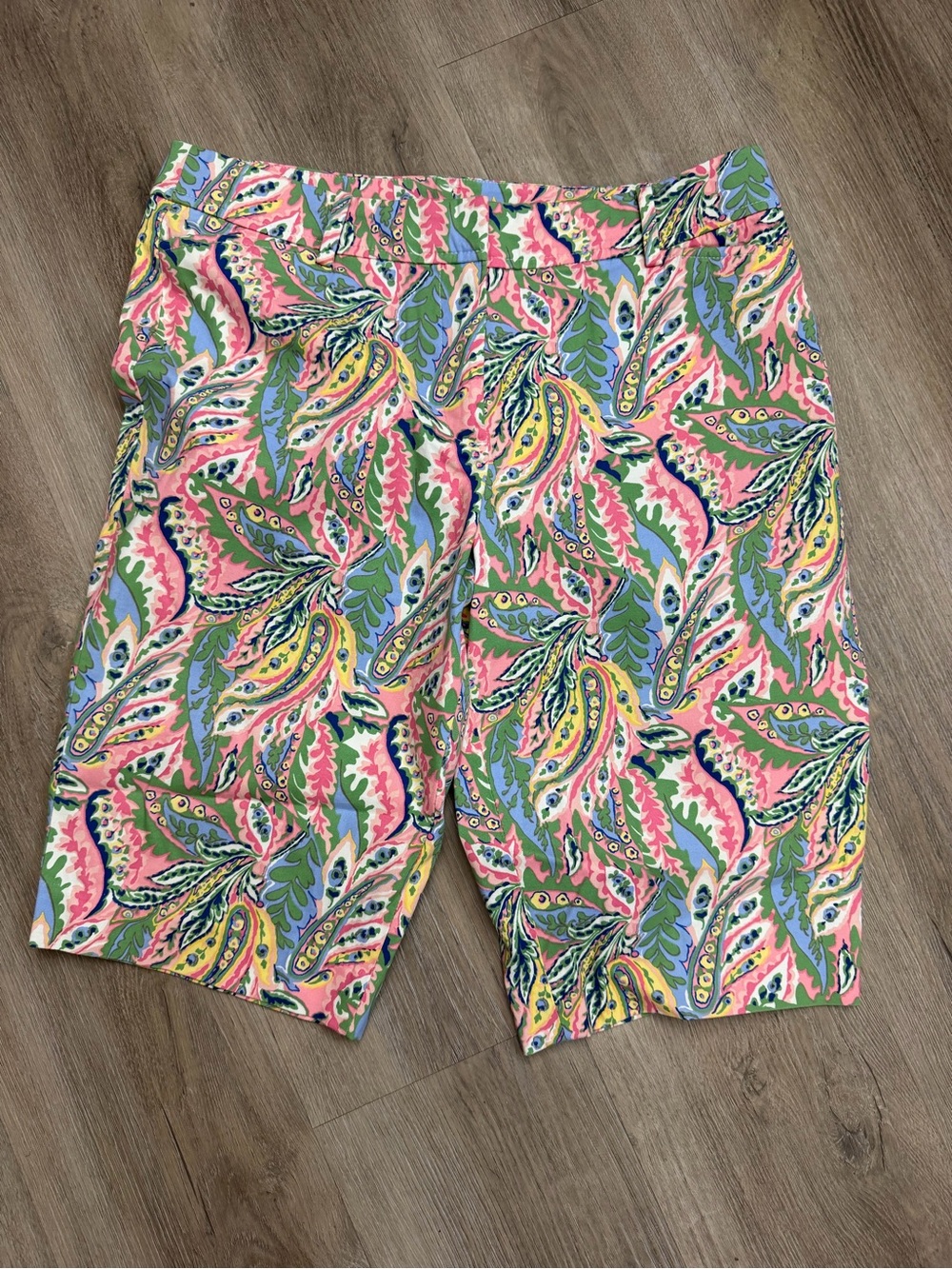 Talbots Perfect Short Women’s Size 8 Pink Paisley Bermuda Shorts 0519